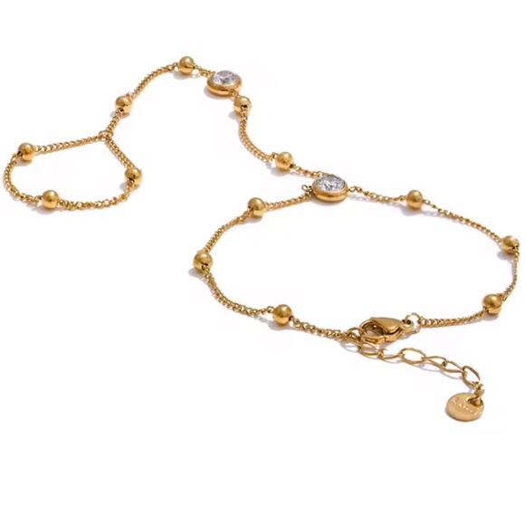 Hand Chain 18K Gold Plated Stainless Steel 
 Wrist Chain with Finger Fashion - Picture 7 of 15